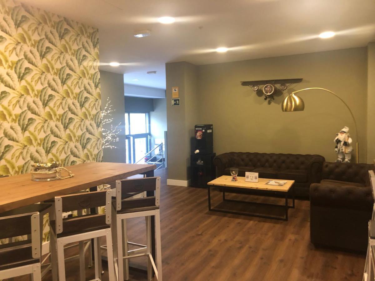 Hotel Radha 오스피탈레트 데 요브레가트 외부 사진